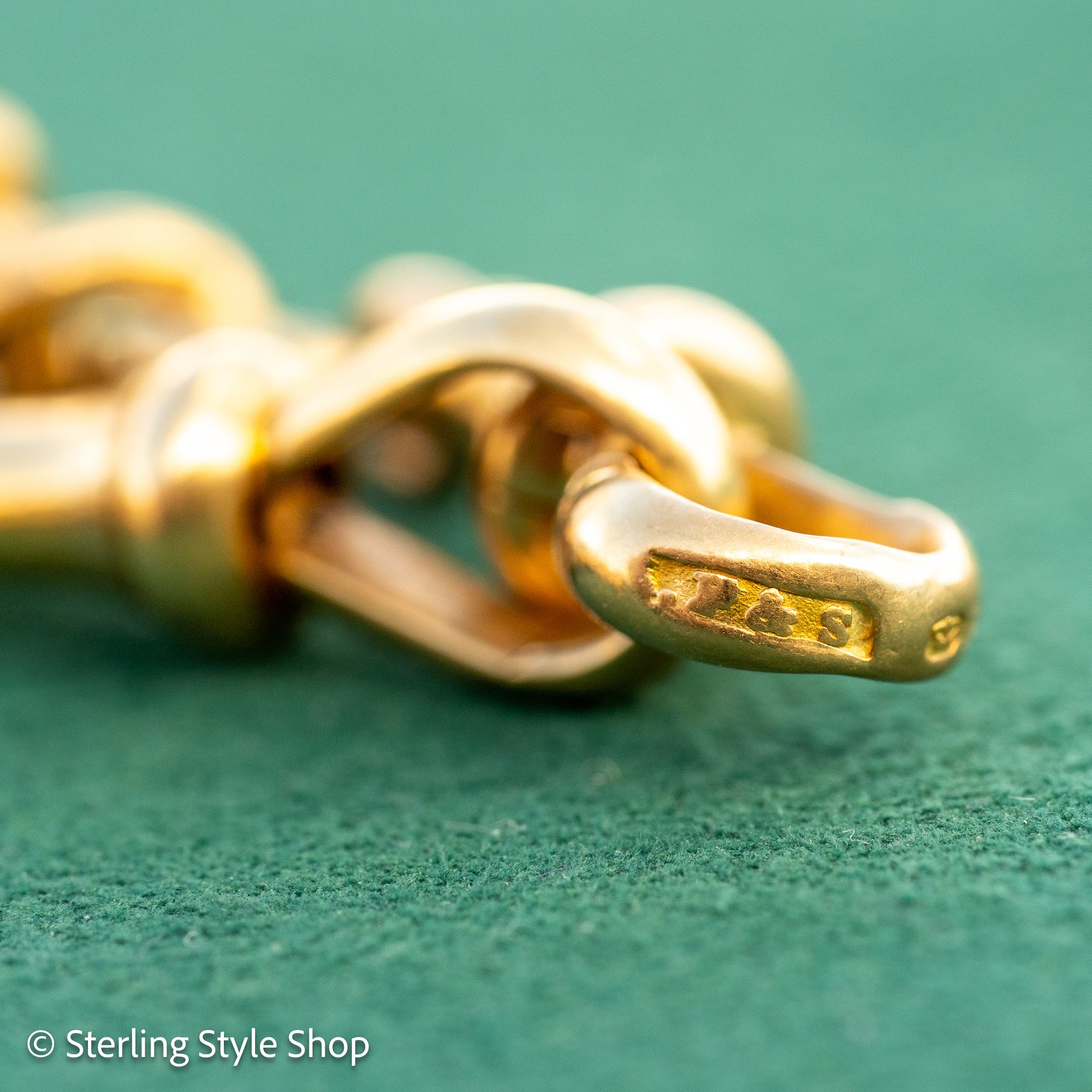 Antique 1925 18kt Gold Curb Link Watch Chain Necklace | Chester Hallmarked T-Bar &amp; Dog Clips | Heavy Solid Gold Chain