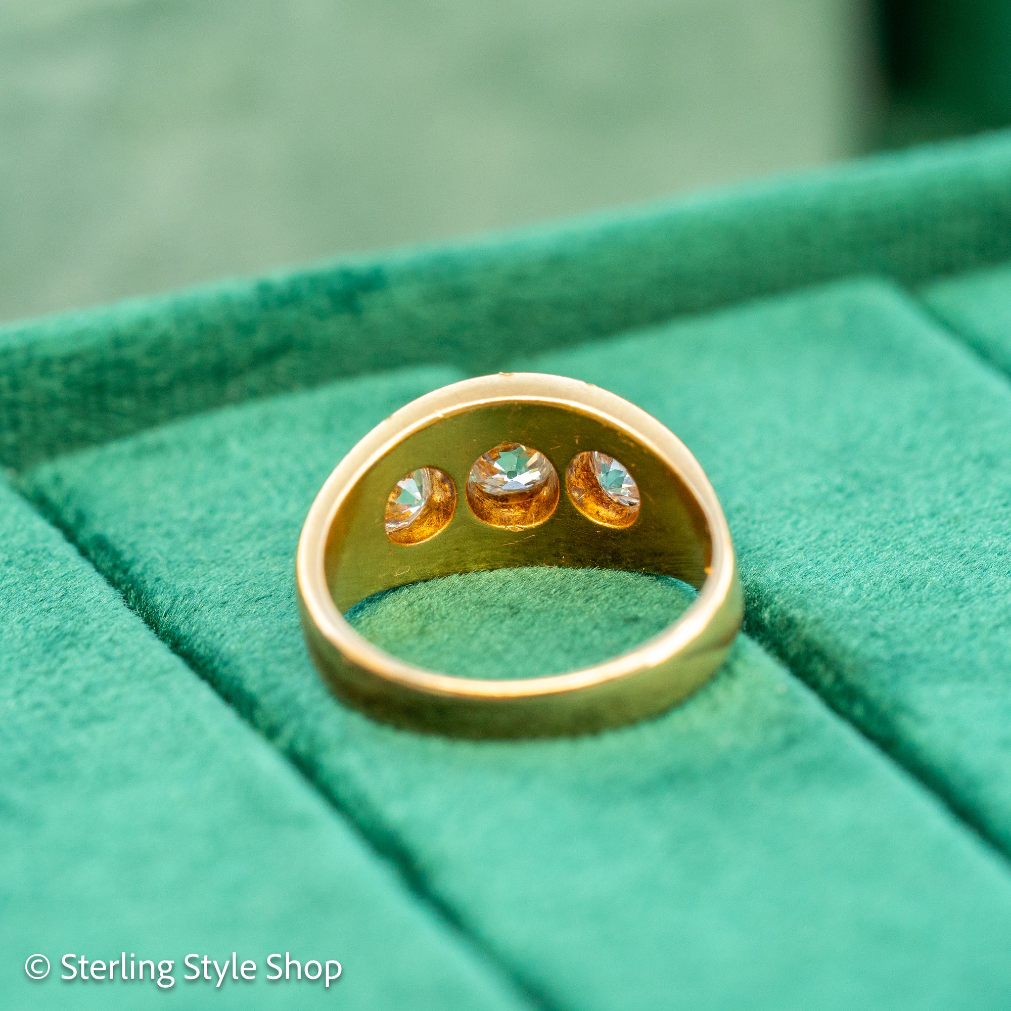 Antique 18ct Gold Celestial Ring | Star Set Old Mine Cut Diamonds | 1 Carat Total | London Hallmarked