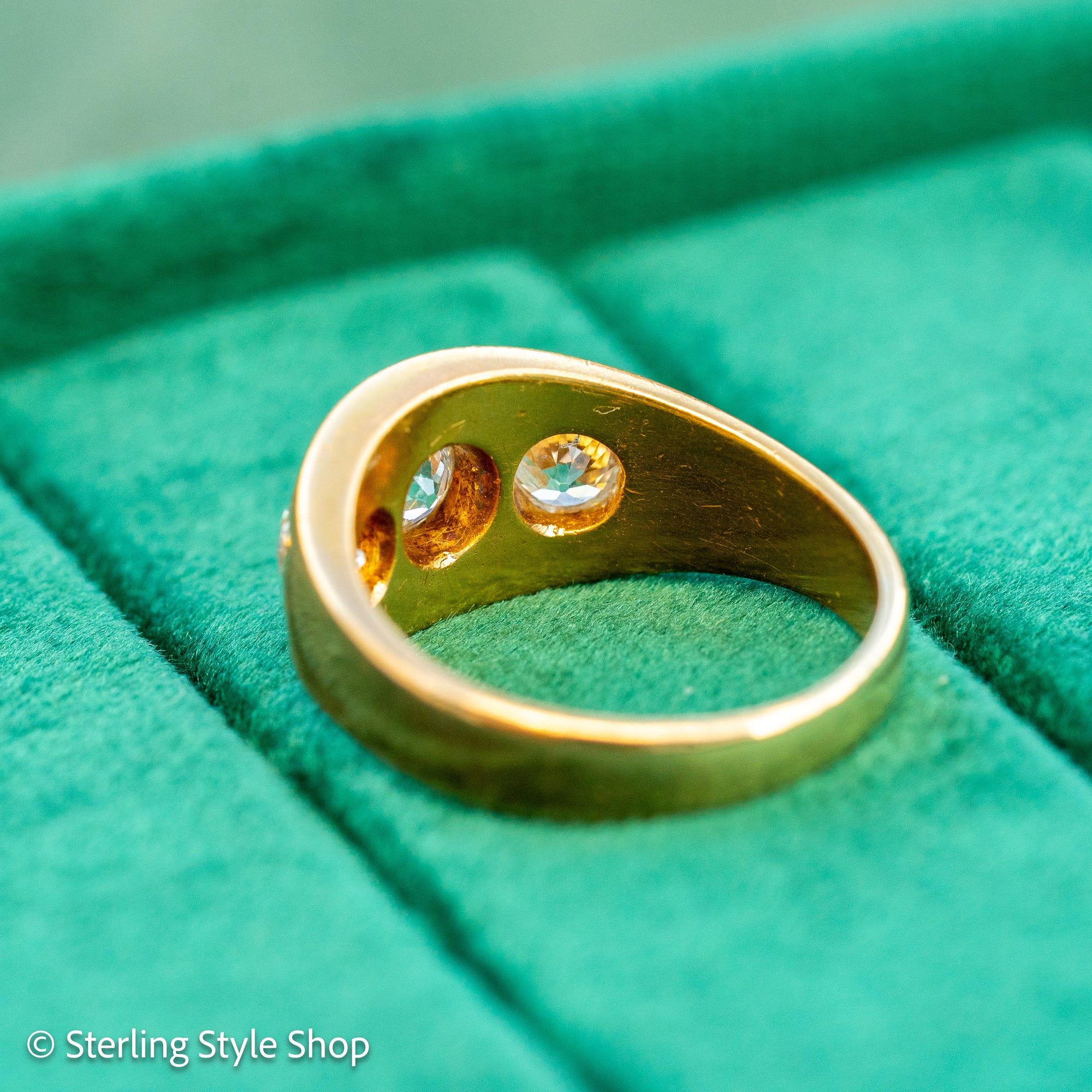 Antique 18ct Gold Celestial Ring | Star Set Old Mine Cut Diamonds | 1 Carat Total | London Hallmarked