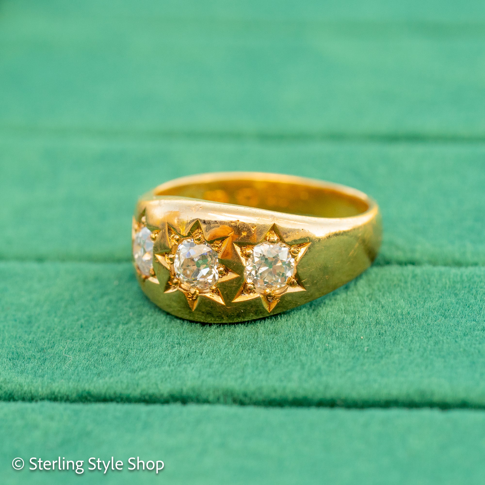 Antique 18ct Gold Celestial Ring | Star Set Old Mine Cut Diamonds | 1 Carat Total | London Hallmarked