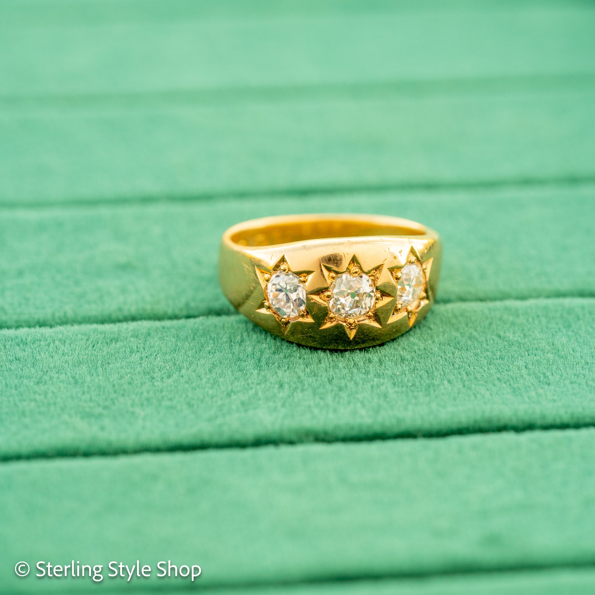 Antique 18ct Gold Celestial Ring | Star Set Old Mine Cut Diamonds | 1 Carat Total | London Hallmarked