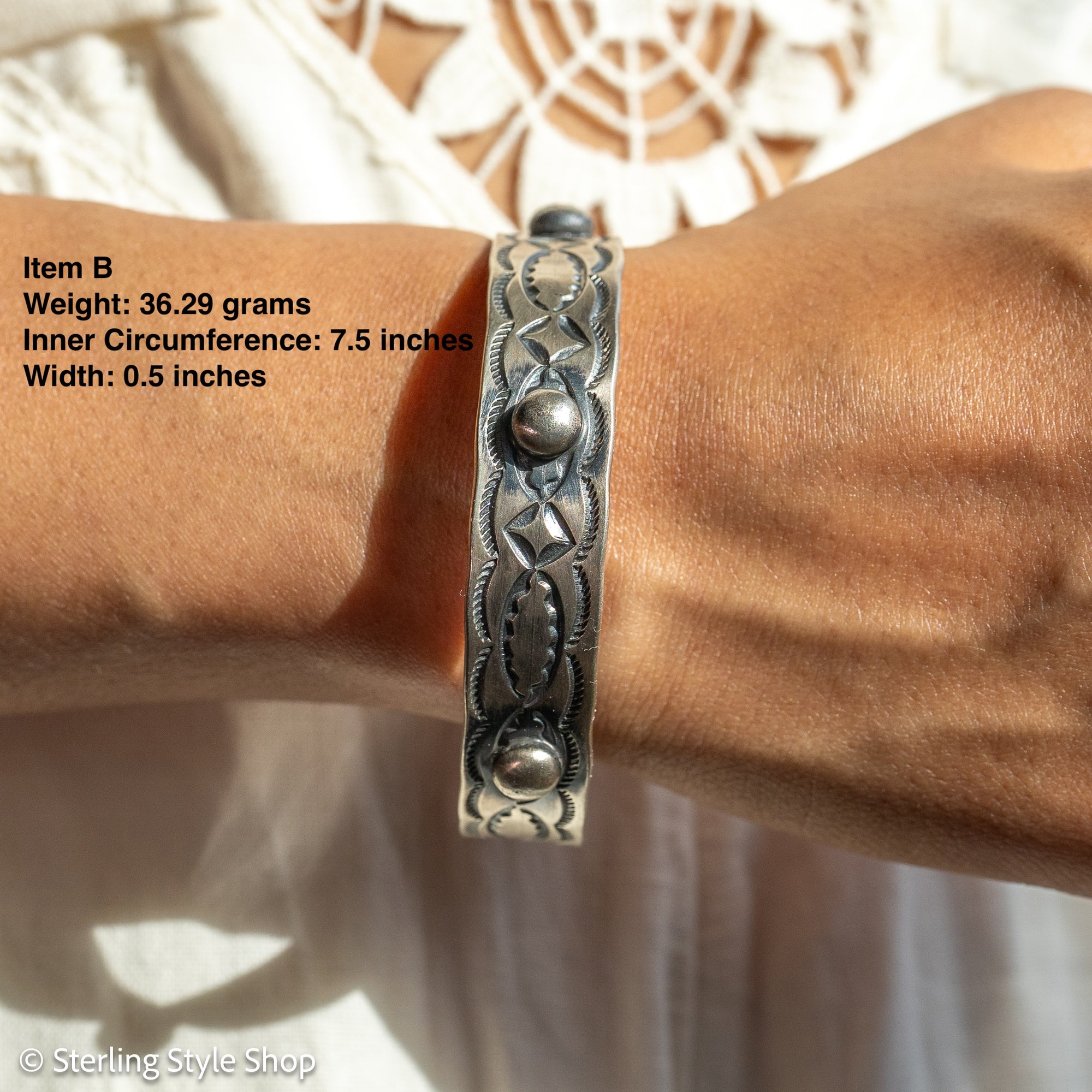 Chimney Butte Sterling Silver Wide Bangles - Stackable Southwestern Jewelry - Oxidized