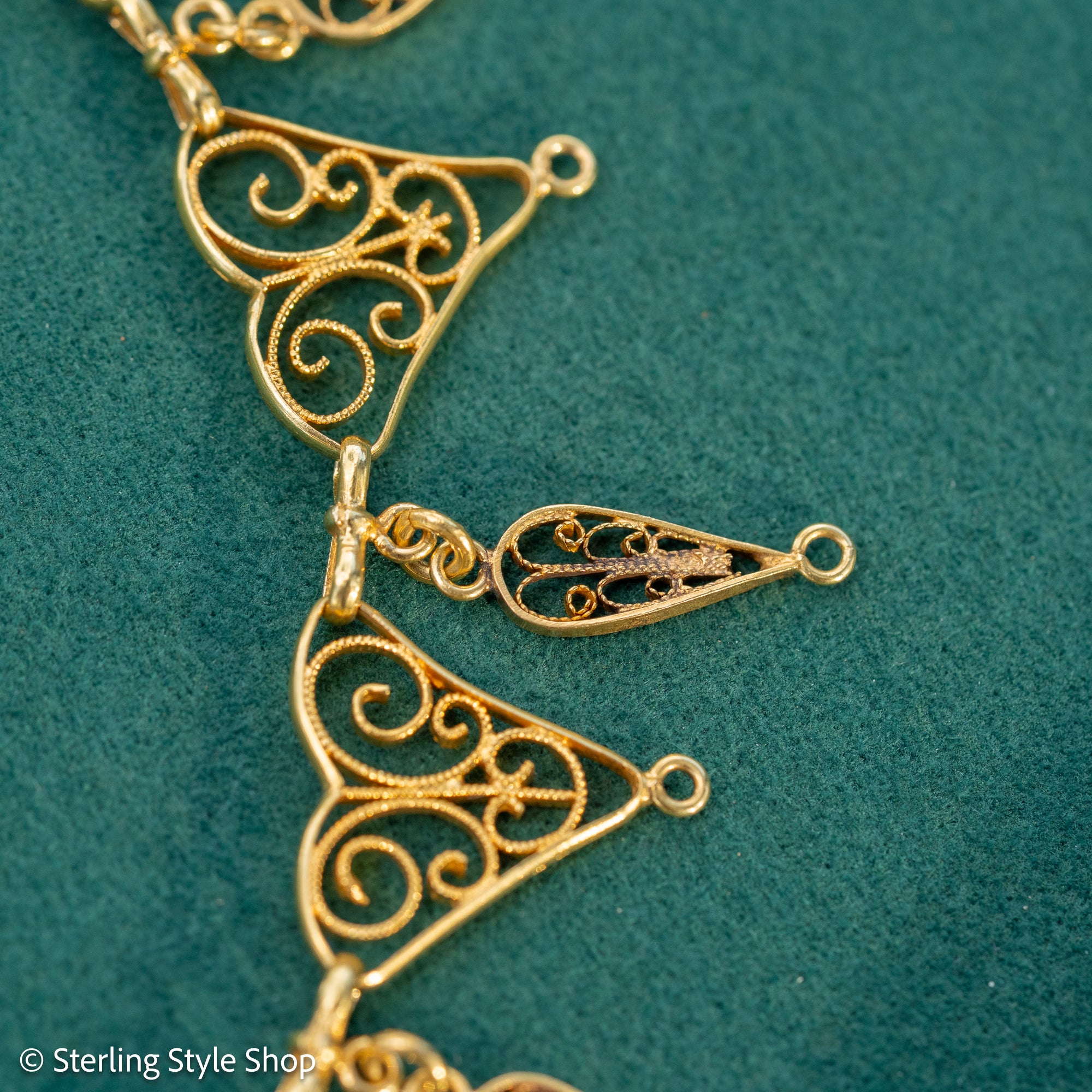 Antique French 18K Gold Filigree Necklace