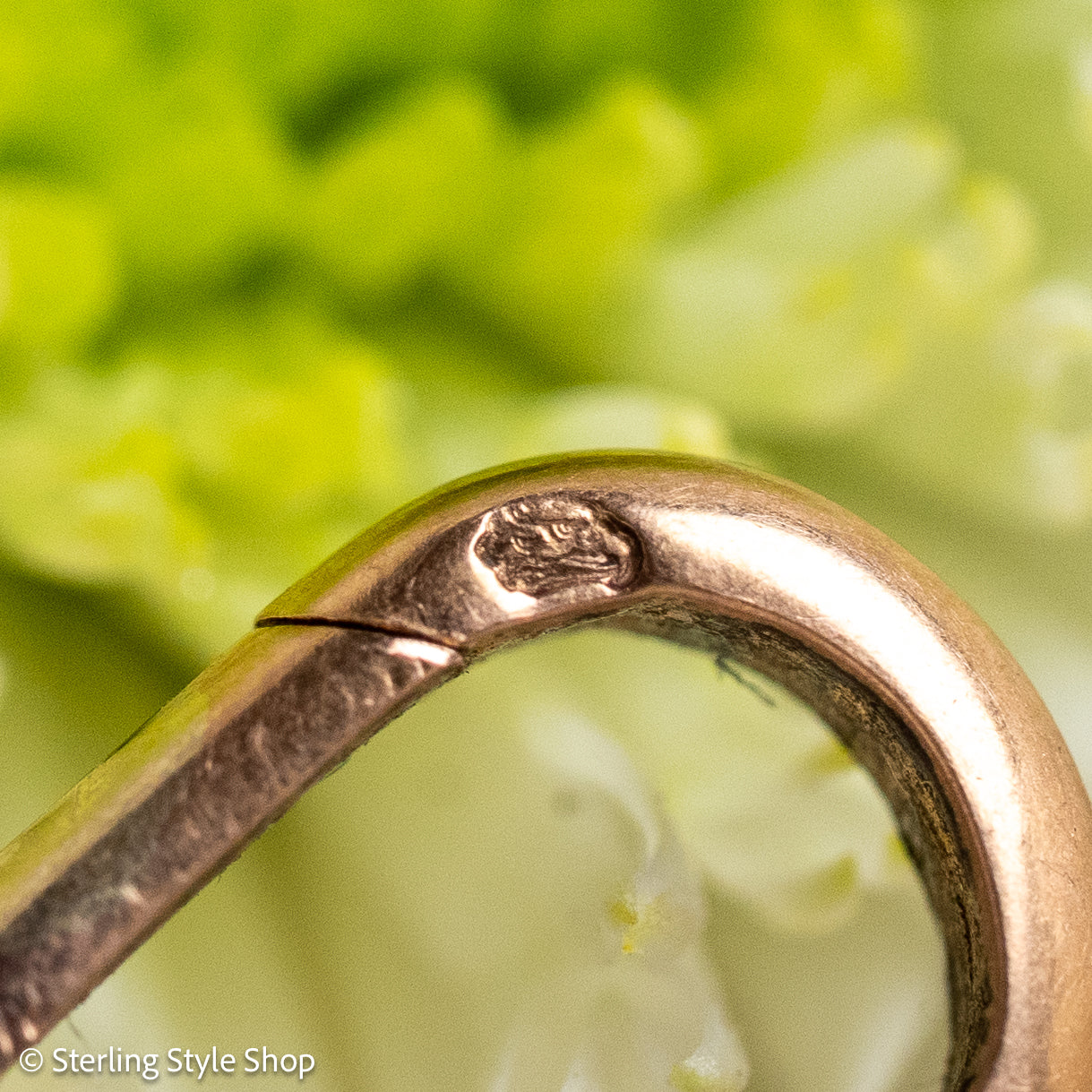 French 18 Karat Gold Dog Clip with Eagle Head Hallmark