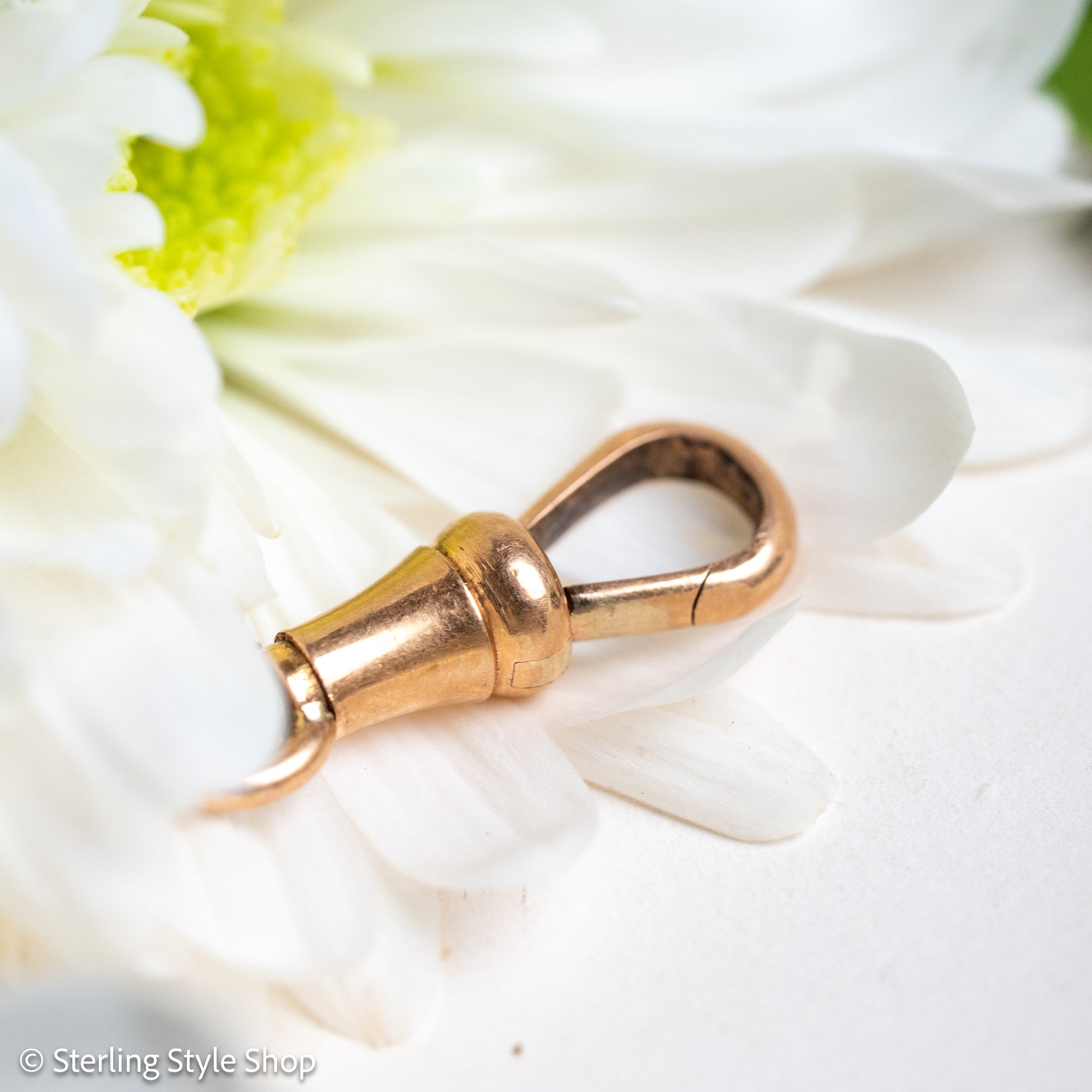 French 18 Karat Gold Dog Clip with Eagle Head Hallmark