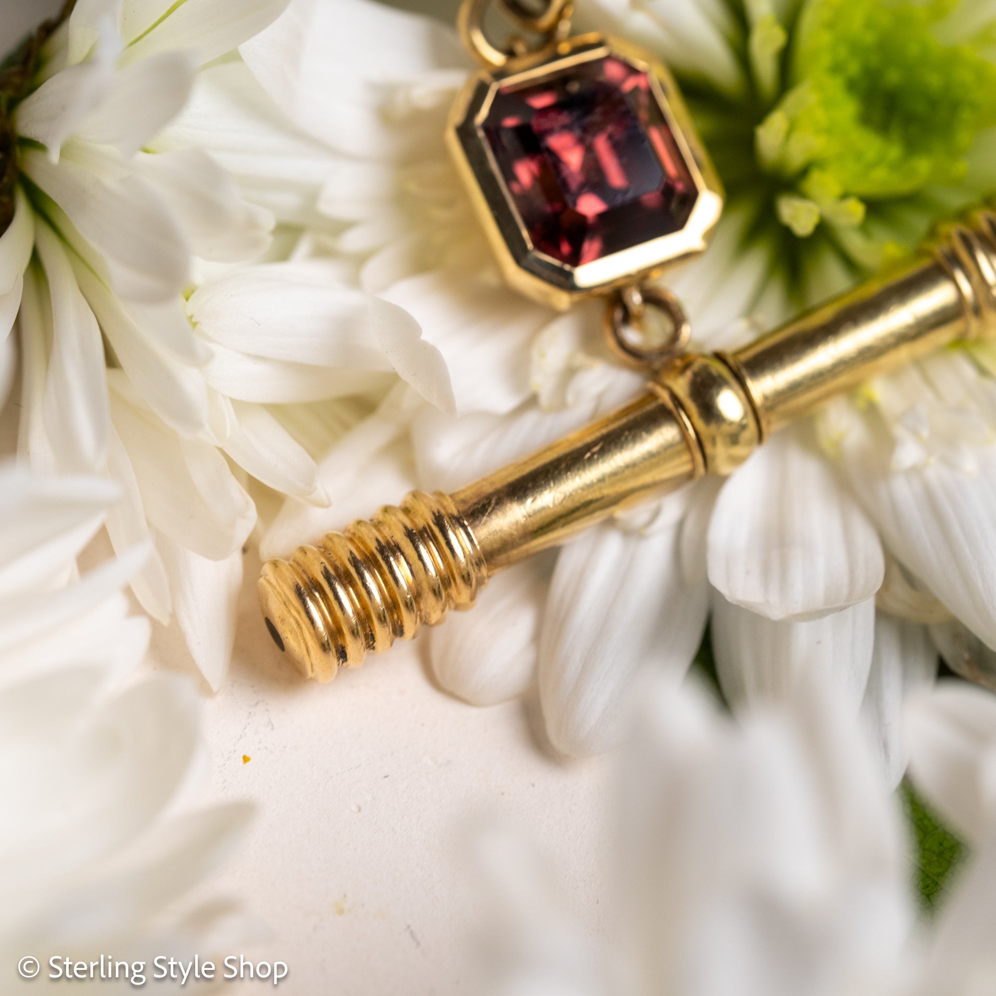 One-of-a-Kind 18 Karat Gold Antique T-Bar Pendant with 9.78 Carat Natural Zircon