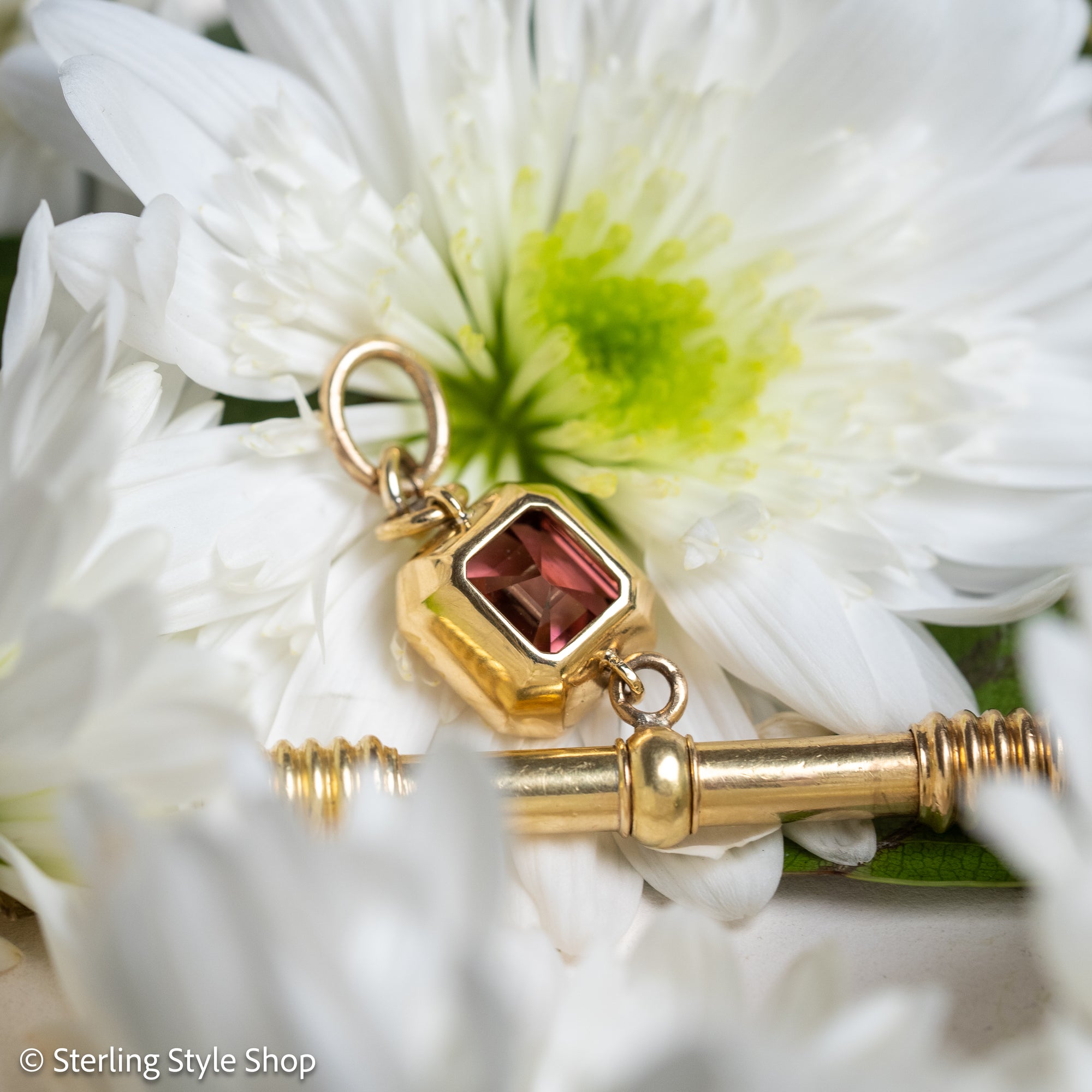 One-of-a-Kind 18 Karat Gold Antique T-Bar Pendant with 9.78 Carat Natural Zircon