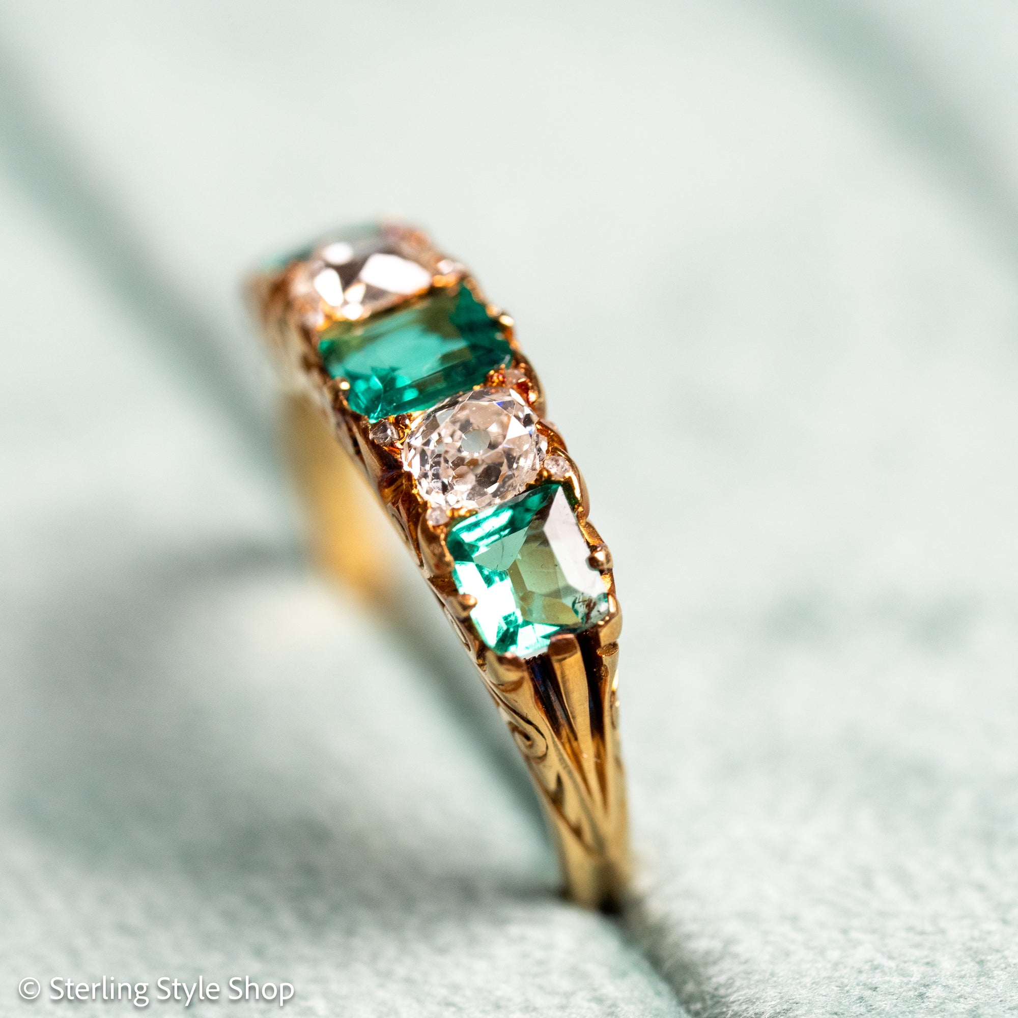 Antique Victorian Emerald Diamond Five Stone Ring, 18k Gold, GIA Colombian No Oil