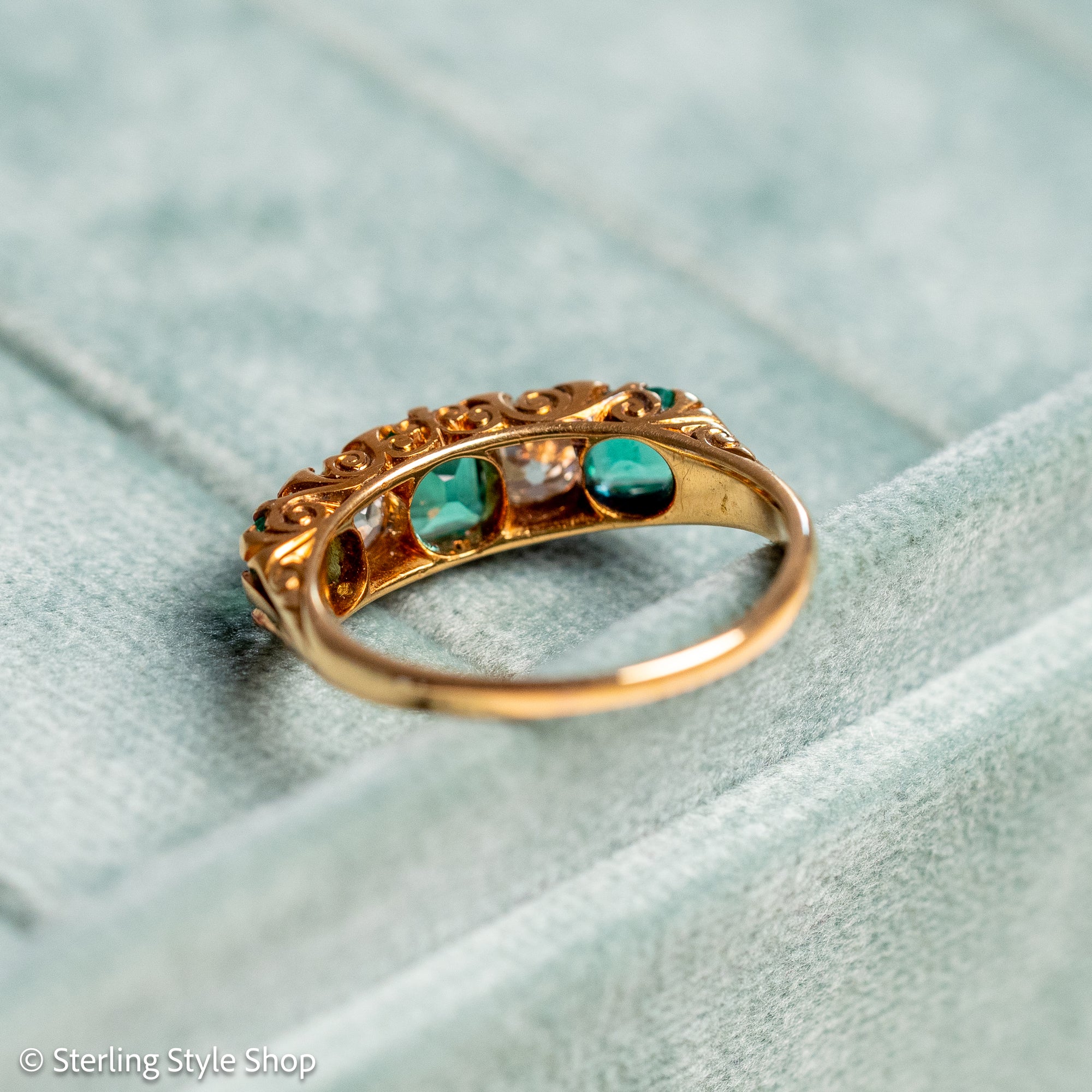 Antique Victorian Emerald Diamond Five Stone Ring, 18k Gold, GIA Colombian No Oil