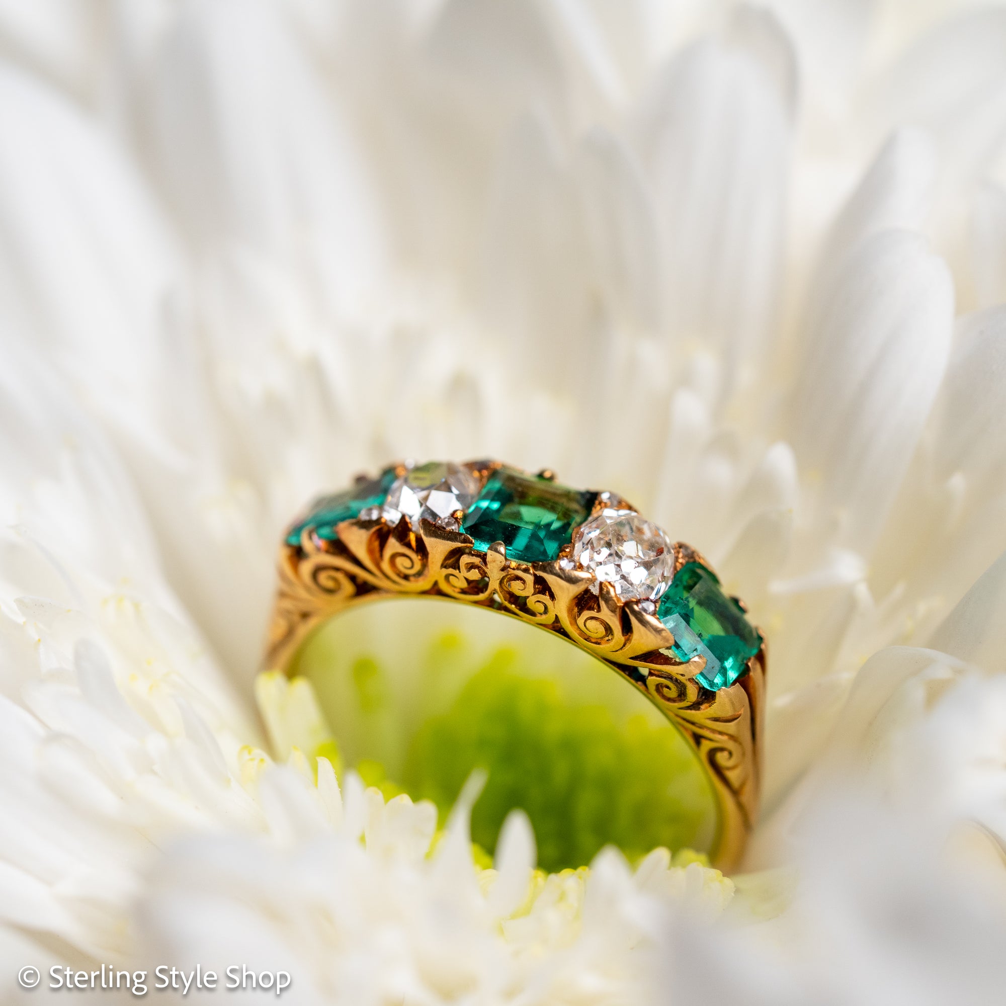Antique Victorian Emerald Diamond Five Stone Ring, 18k Gold, GIA Colombian No Oil
