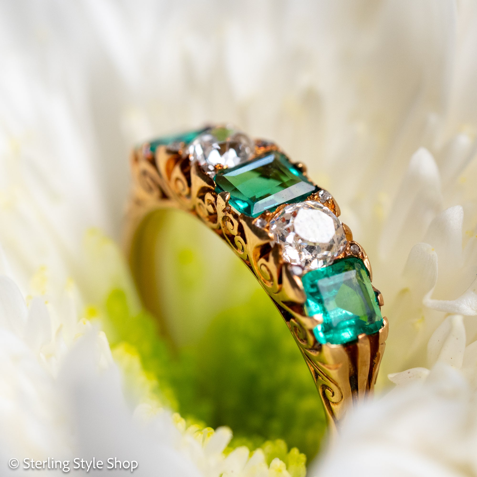 Antique Victorian Emerald Diamond Five Stone Ring, 18k Gold, GIA Colombian No Oil