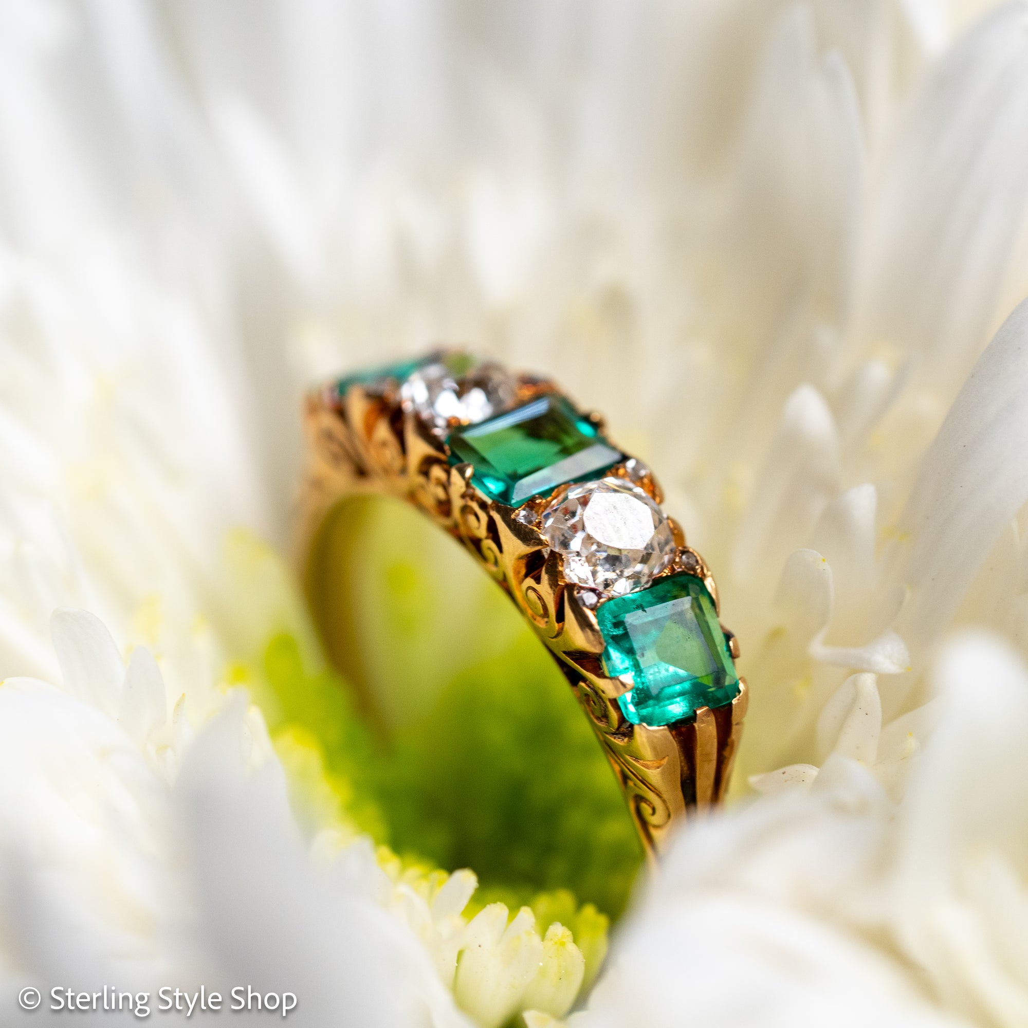 Antique Victorian Emerald Diamond Five Stone Ring, 18k Gold, GIA Colombian No Oil
