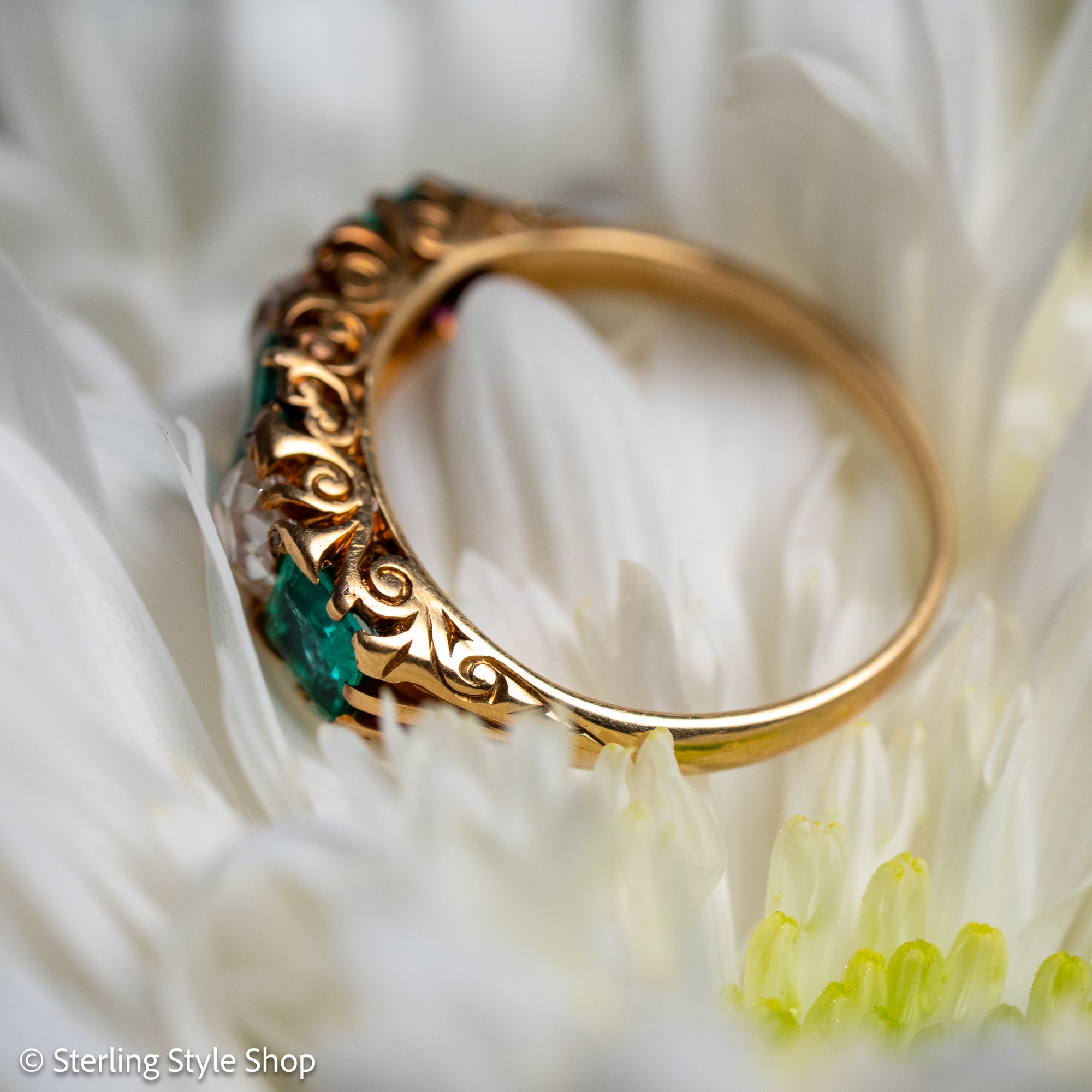 Antique Victorian Emerald Diamond Five Stone Ring, 18k Gold, GIA Colombian No Oil