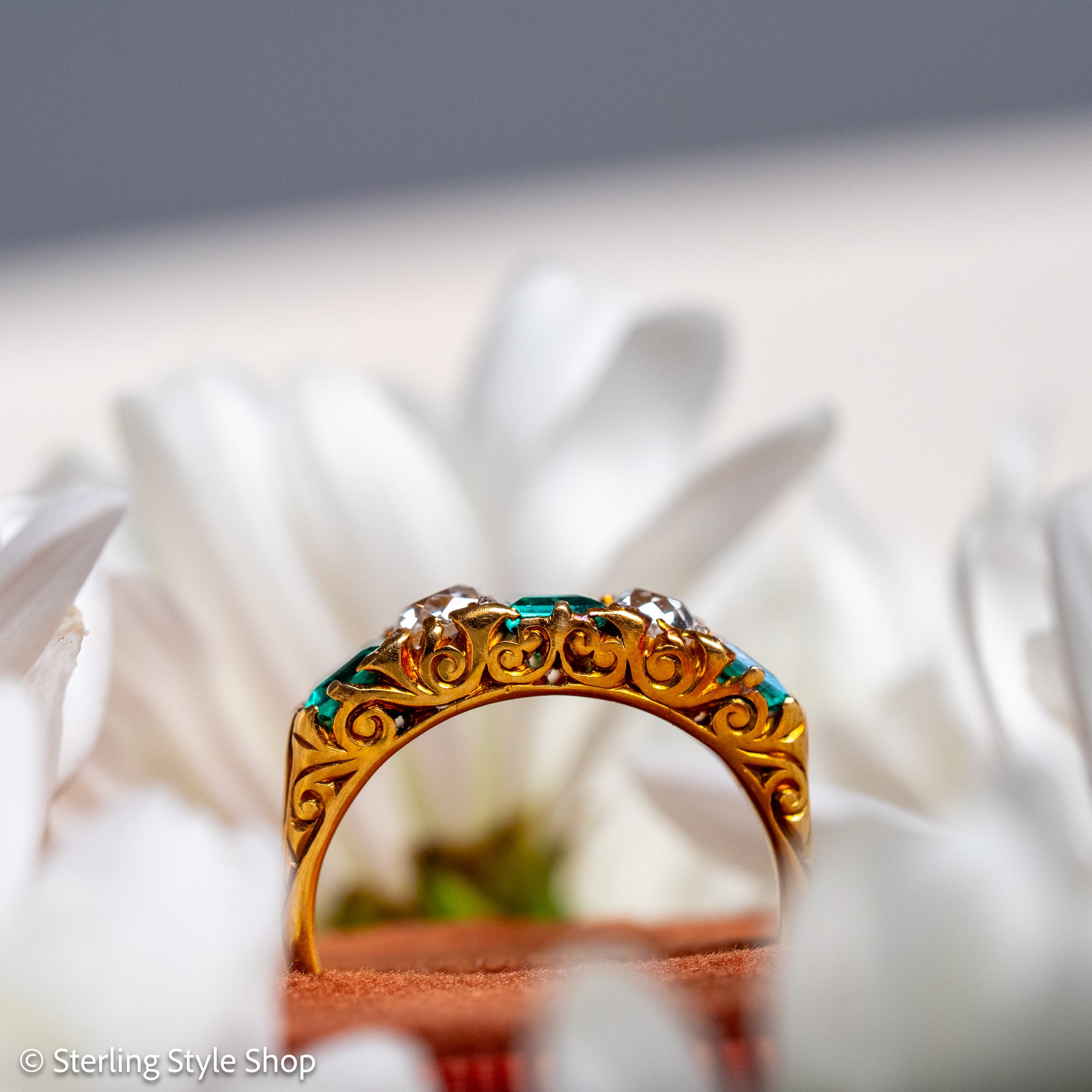 Antique Victorian Emerald Diamond Five Stone Ring, 18k Gold, GIA Colombian No Oil
