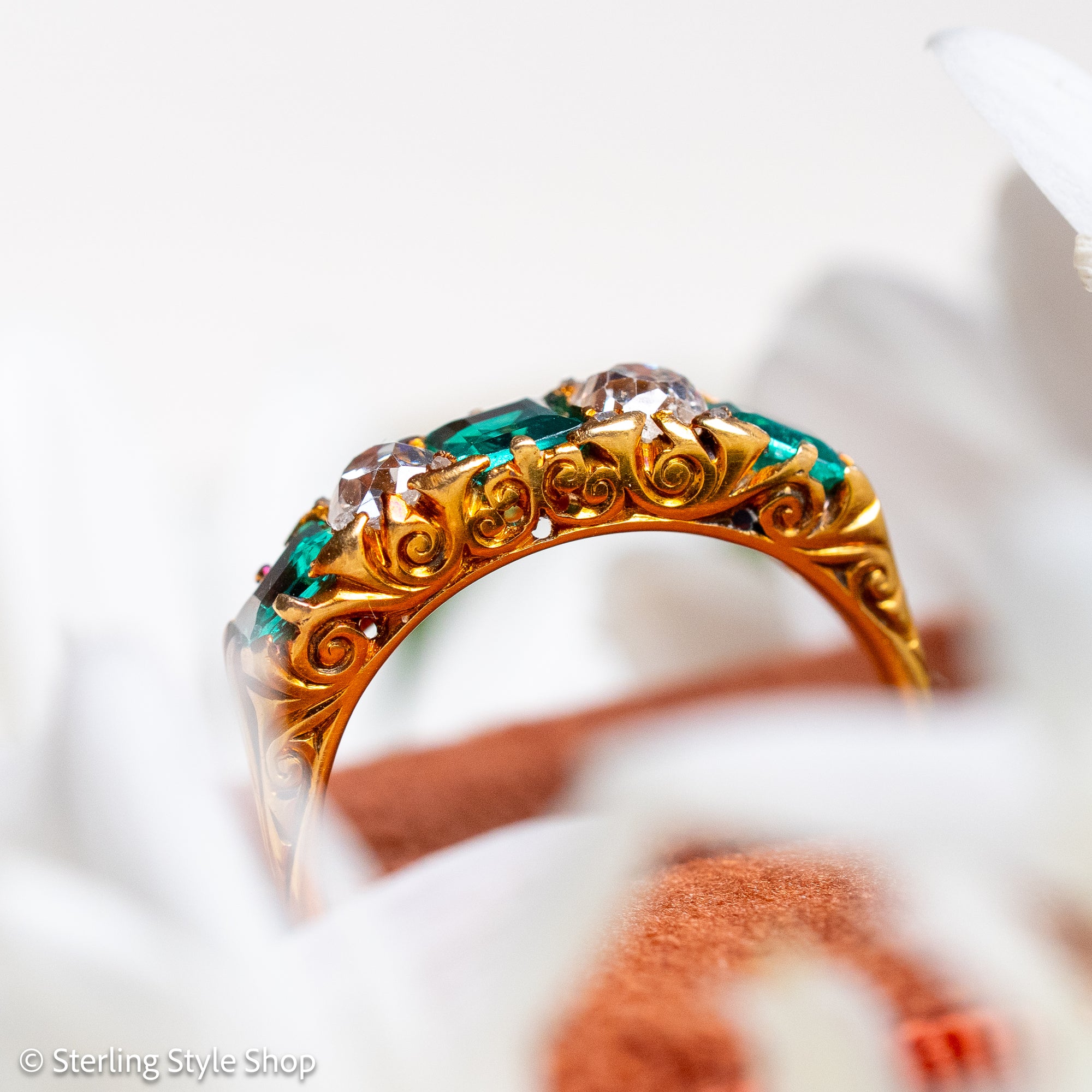 Antique Victorian Emerald Diamond Five Stone Ring, 18k Gold, GIA Colombian No Oil
