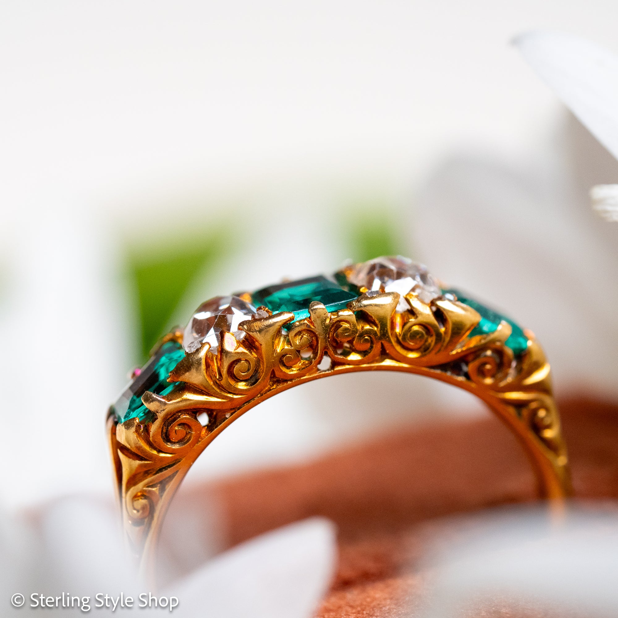 Antique Victorian Emerald Diamond Five Stone Ring, 18k Gold, GIA Colombian No Oil