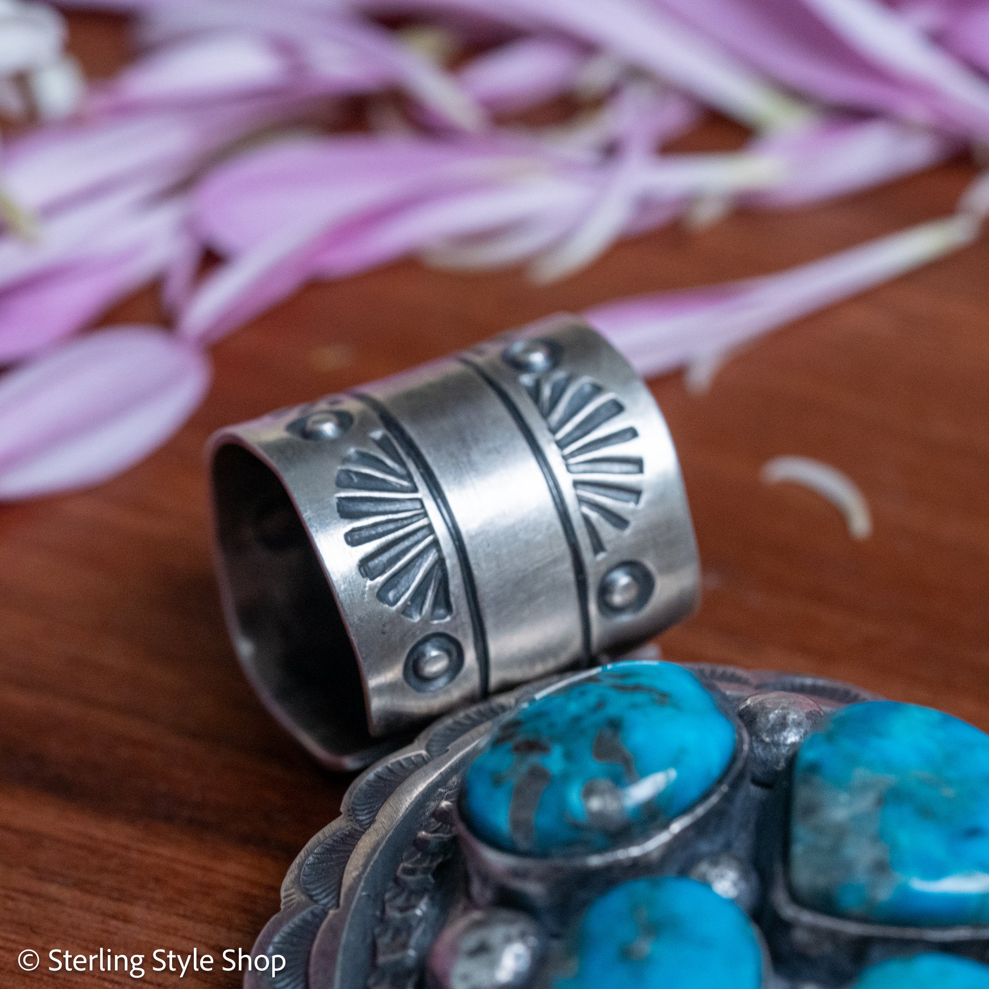 Chimney Butte Cluster Pendant, Six Kingman Turquoise Stones, Navajo Sterling