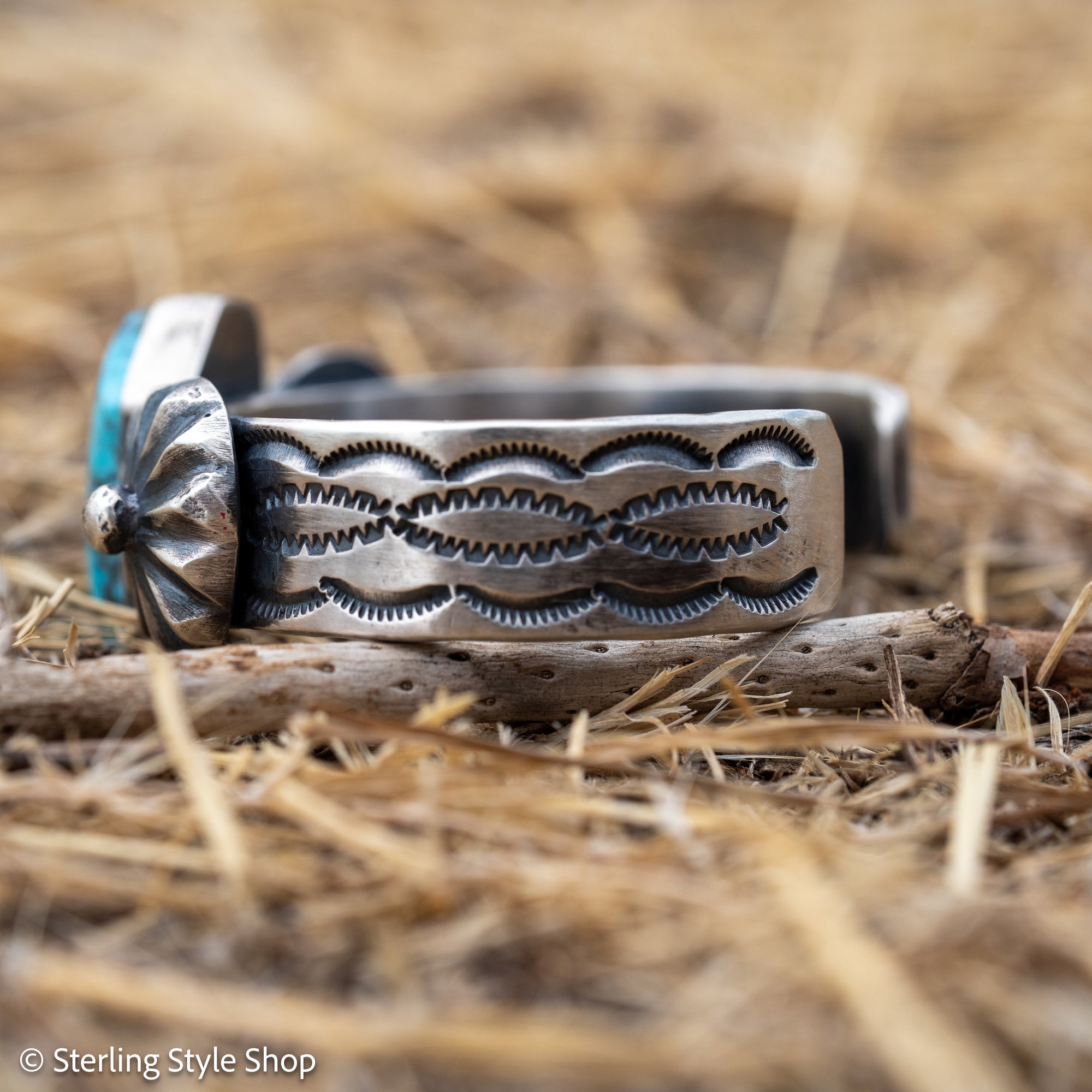 Chimney Butte Kingman Turquoise Concho Cuff, Navajo Sterling Silver, 76g