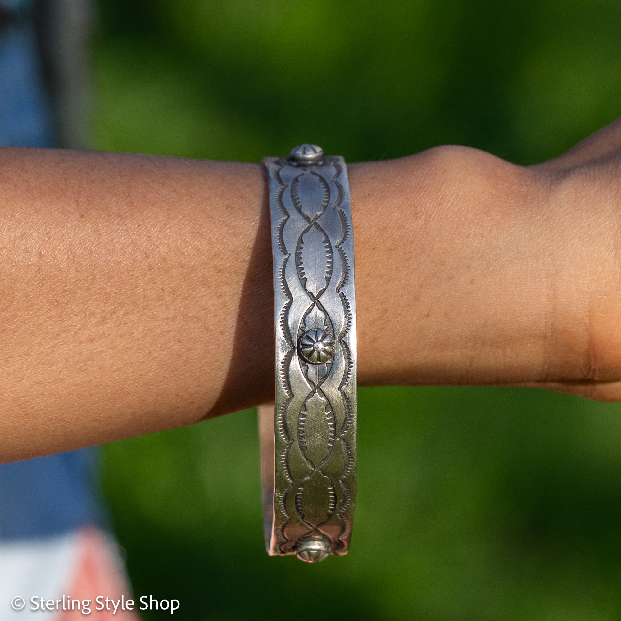 Chimney Butte Sterling Silver Wide Bangles - Stackable Southwestern Jewelry - Oxidized