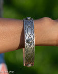 Chimney Butte Sterling Silver Wide Bangles - Stackable Southwestern Jewelry - Oxidized