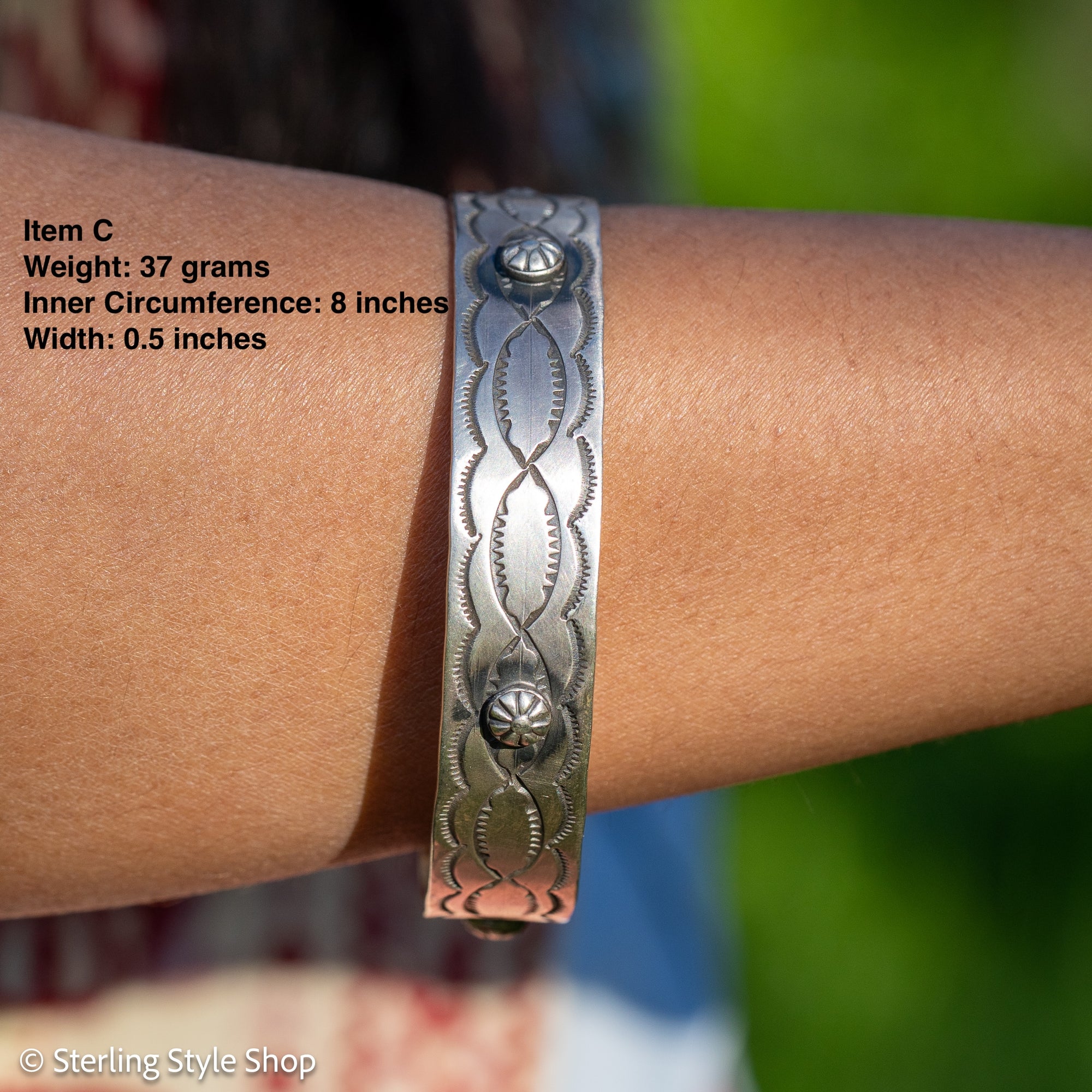 Chimney Butte Sterling Silver Wide Bangles - Stackable Southwestern Jewelry - Oxidized